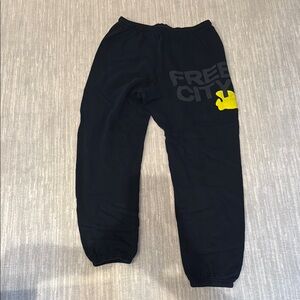 FREECITY | Cotton Logo Sweatpants | Squid Ink | Size Small